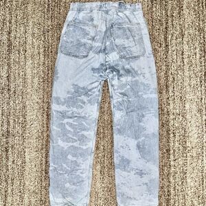H&M Men's Light Indigo Acid Washed Relaxed Fit Elastic Waist Denim Jean Pants S